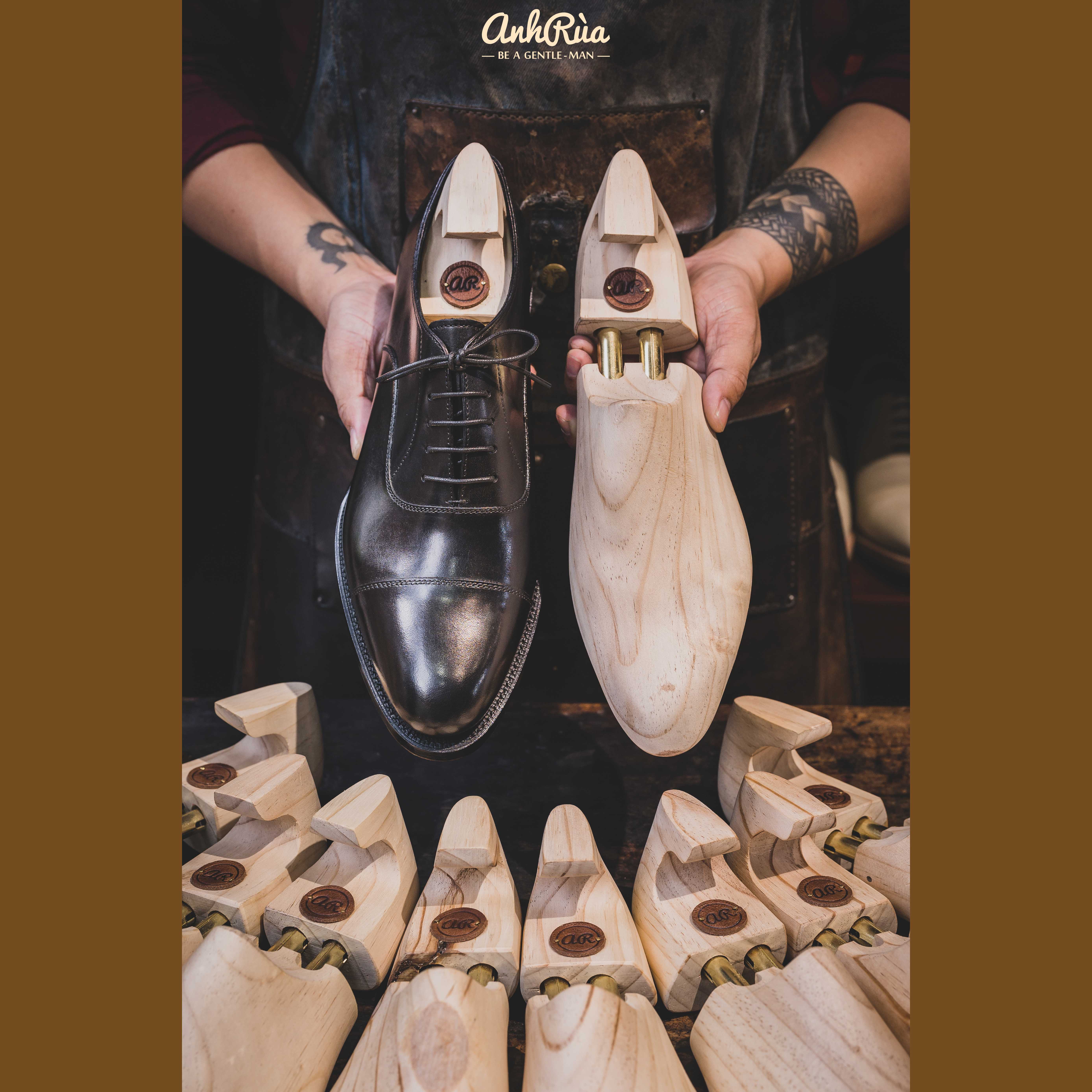 Cây Giày (Shoe Trees) Gỗ Thông Anh Rùa